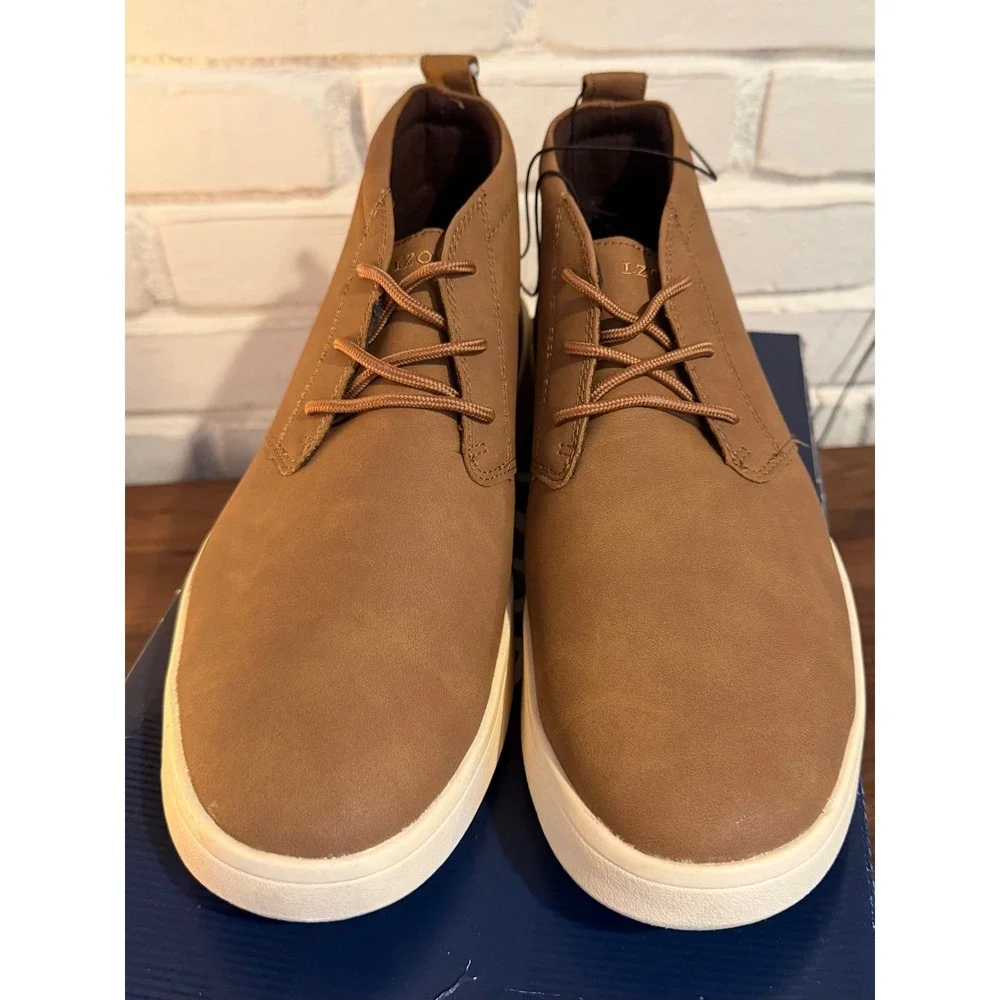 NWT IZOD Palmer Mens Brown Chukka Boots Memory Foam Sneaker Boots 9M Preppy Fall
